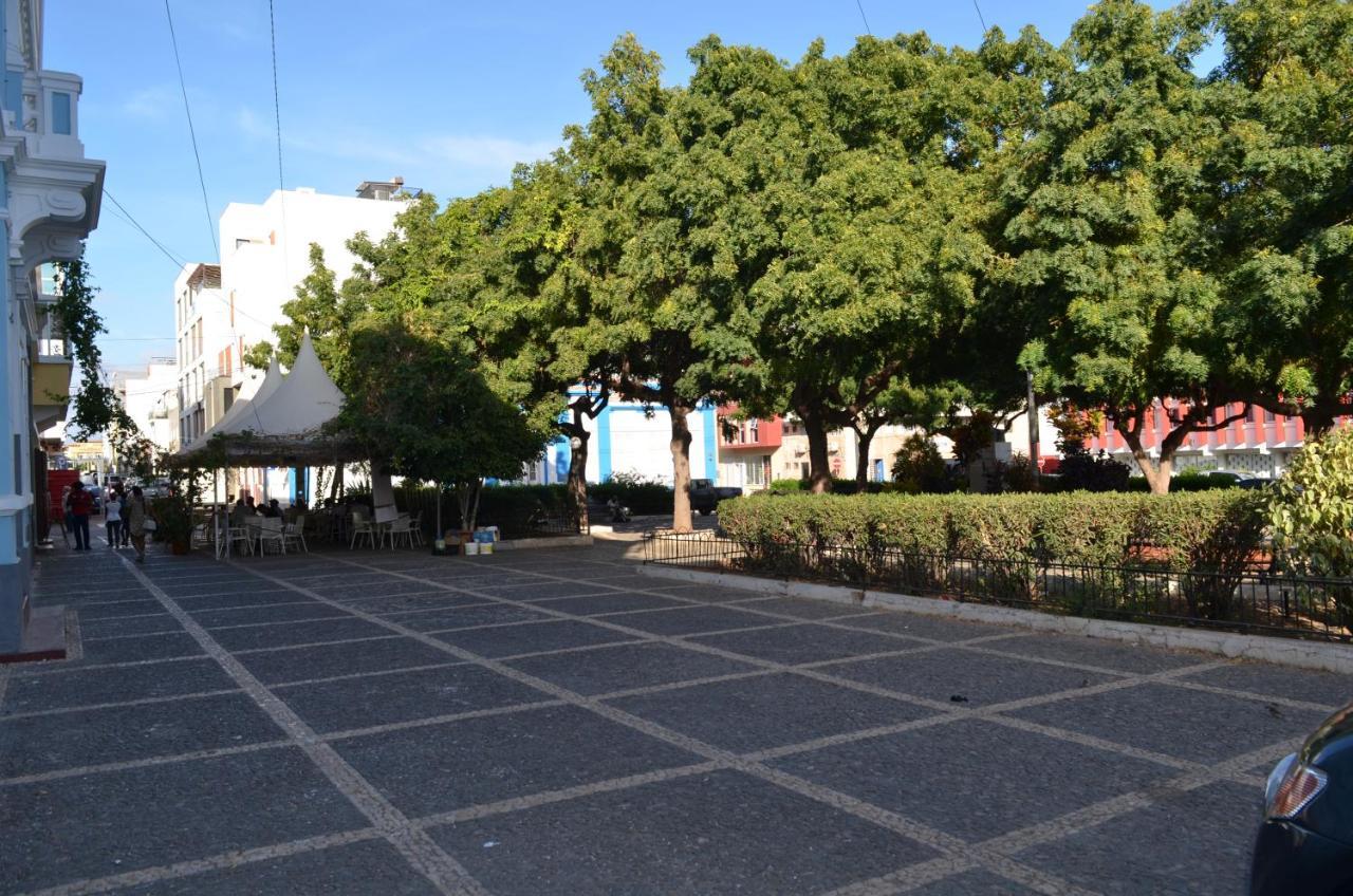 Plateau Apartment Прая Екстер'єр фото
